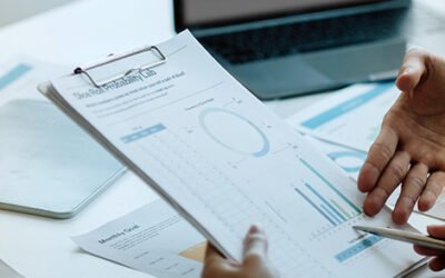 Gestão de dependências entre dados, modelos e aplicações